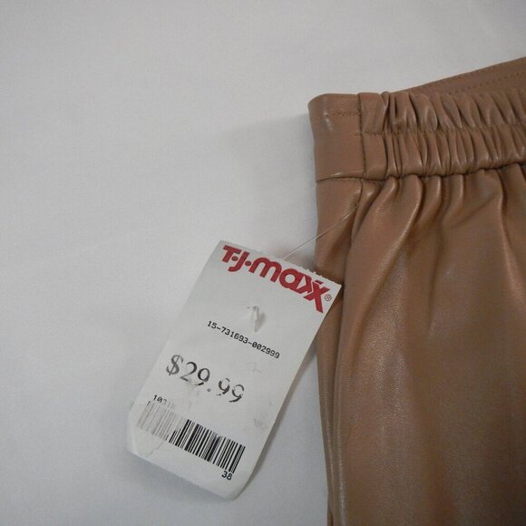 NWT Japna Faux Leather Lined Skort Size Medium - Picture 7 of 7